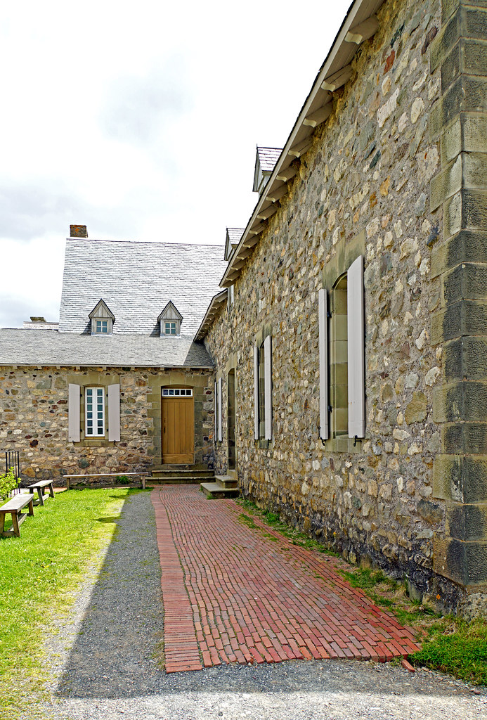 Home improvement planning with professionals